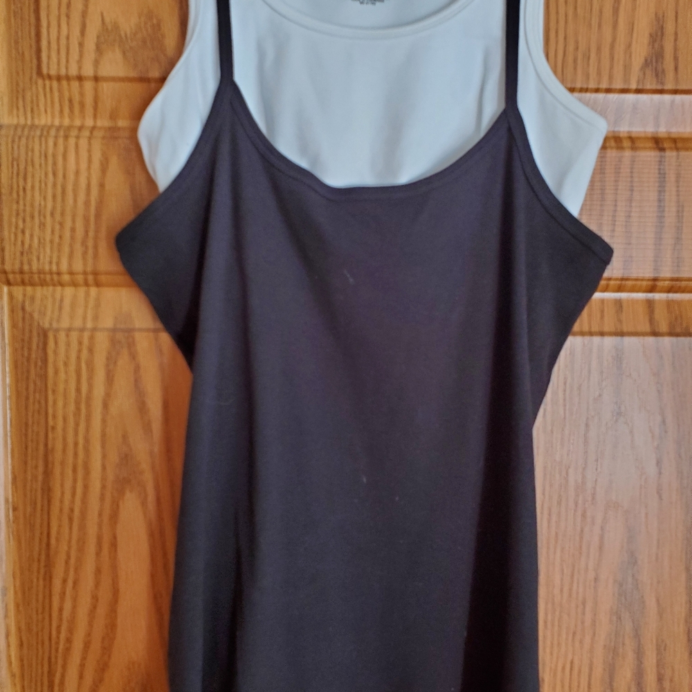 Be Inspiered tank top with sewed in bra top